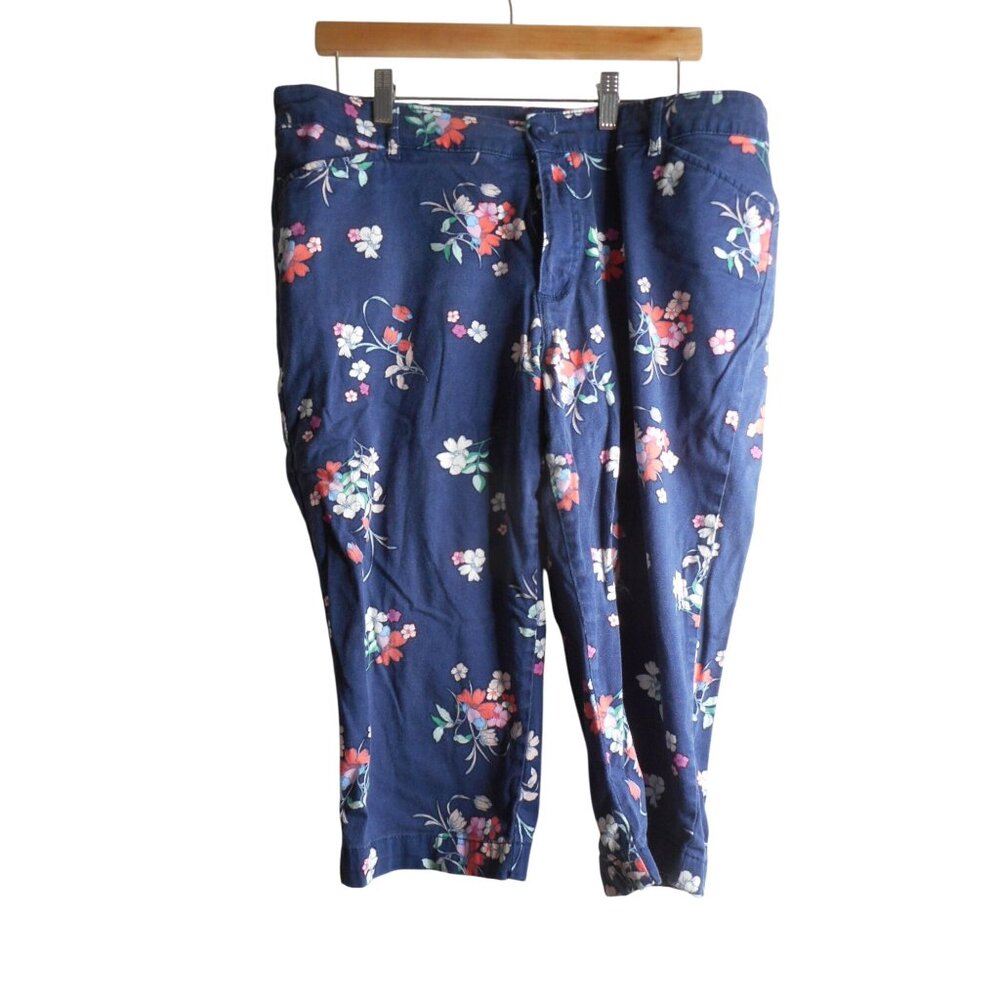 Blue Floral Sz 18 Plus Size cotton Spandex blend Capri Pants St John's Bay - Picture 1 of 7